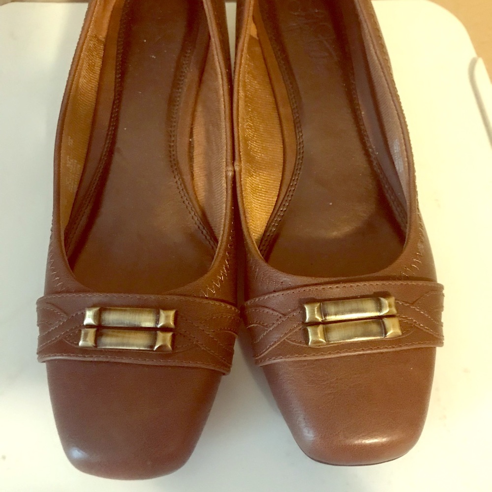 Lifestride Shoes “Gratitude”